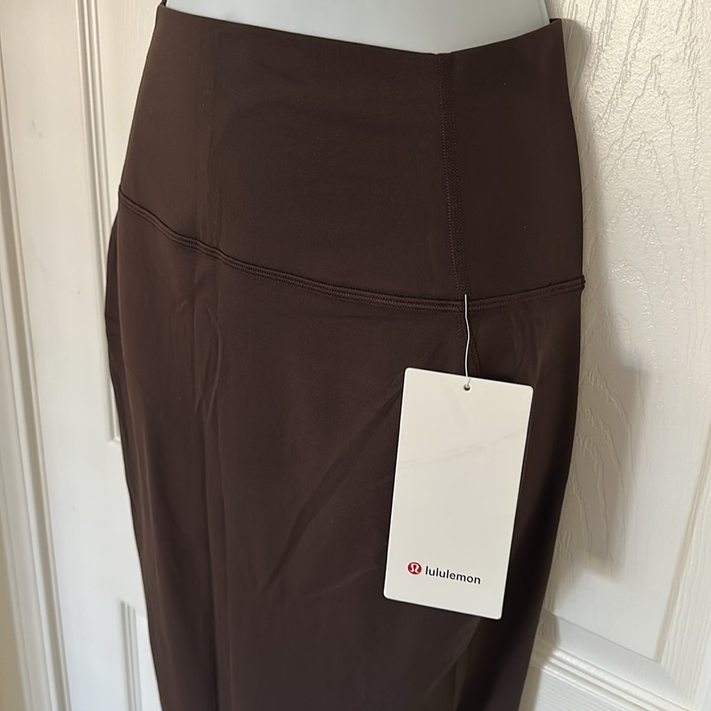 LULULEMON Nulu Slim Fit High Rise Skirt 6 Espresso NWT 🤎
